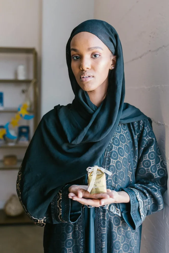 prayer_abaya_with_attached_scarf