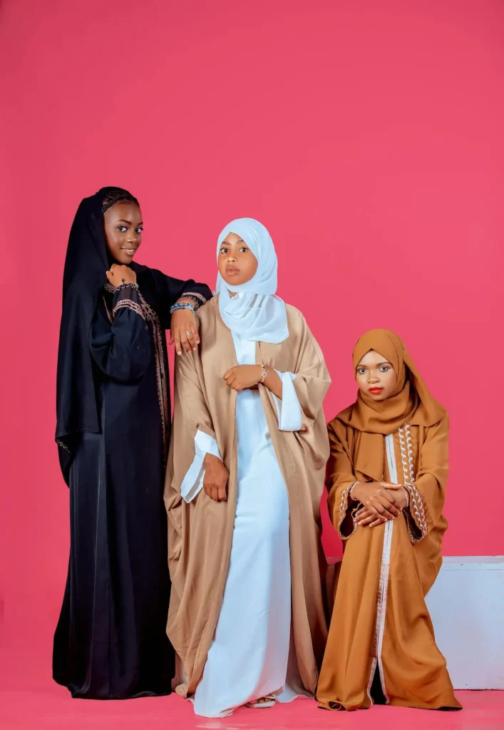 abaya_with_attached_hijab